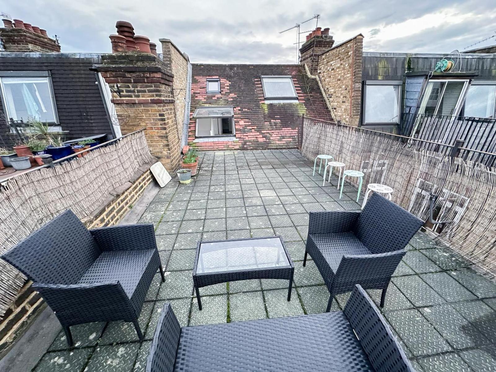 Lovely 3 Bedroom Maisonette With Private Roof Terrace In Hammersmith Londýn Exteriér fotografie